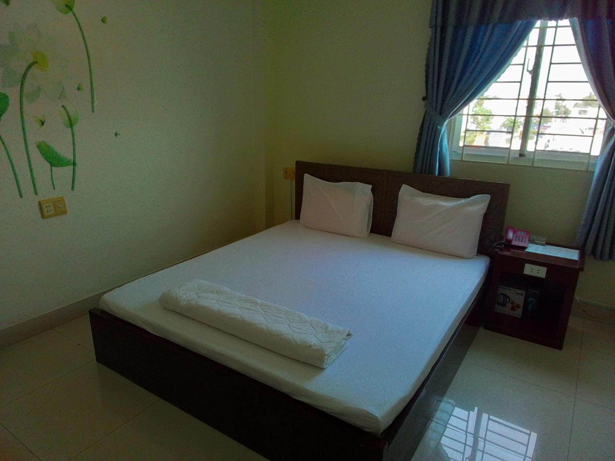 Hostel Dang Loi ホステルダンロイ 쩌우독 외부 사진
