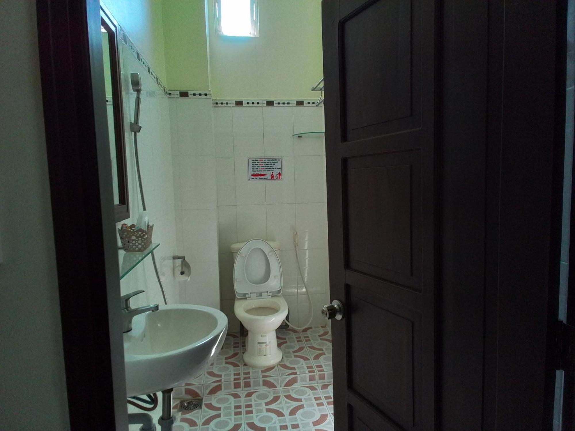 Hostel Dang Loi ホステルダンロイ 쩌우독 외부 사진