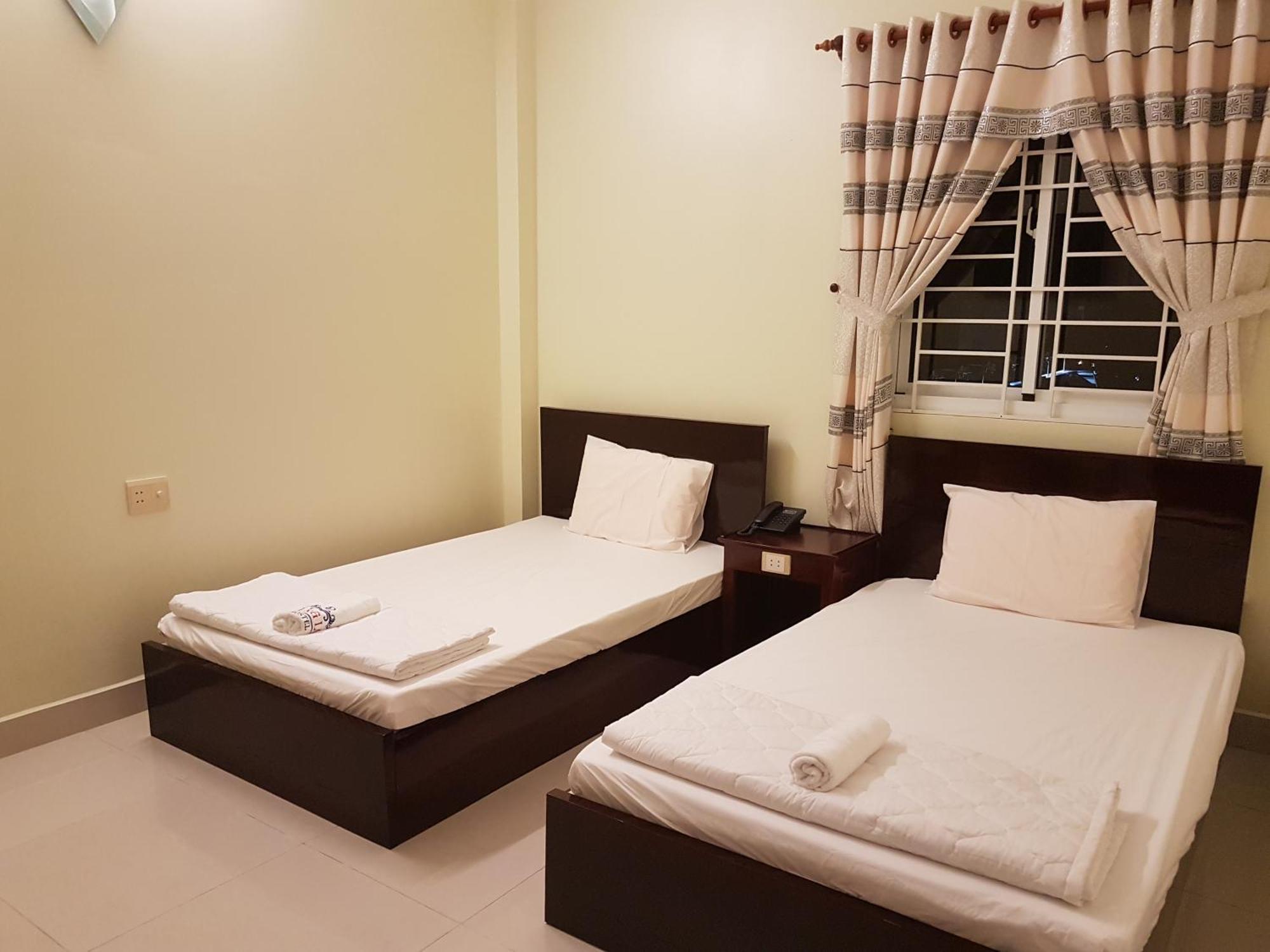 Hostel Dang Loi ホステルダンロイ 쩌우독 외부 사진