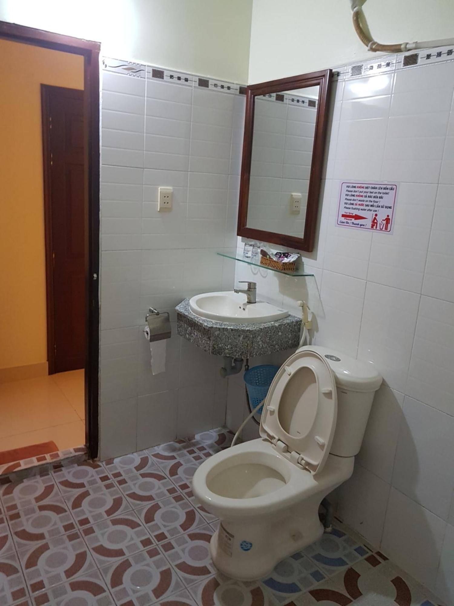 Hostel Dang Loi ホステルダンロイ 쩌우독 외부 사진