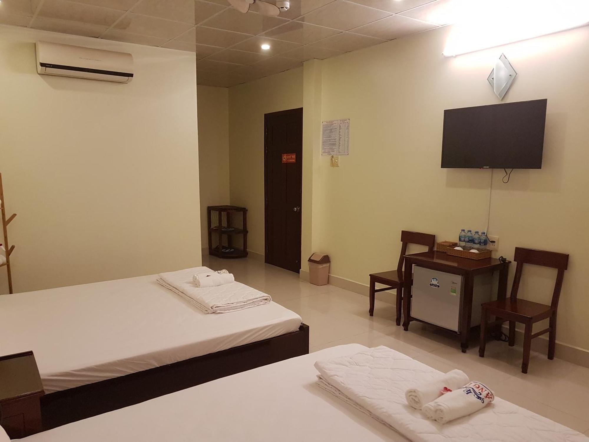 Hostel Dang Loi ホステルダンロイ 쩌우독 외부 사진