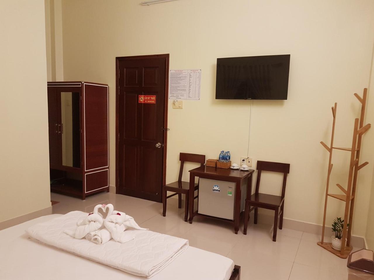 Hostel Dang Loi ホステルダンロイ 쩌우독 외부 사진