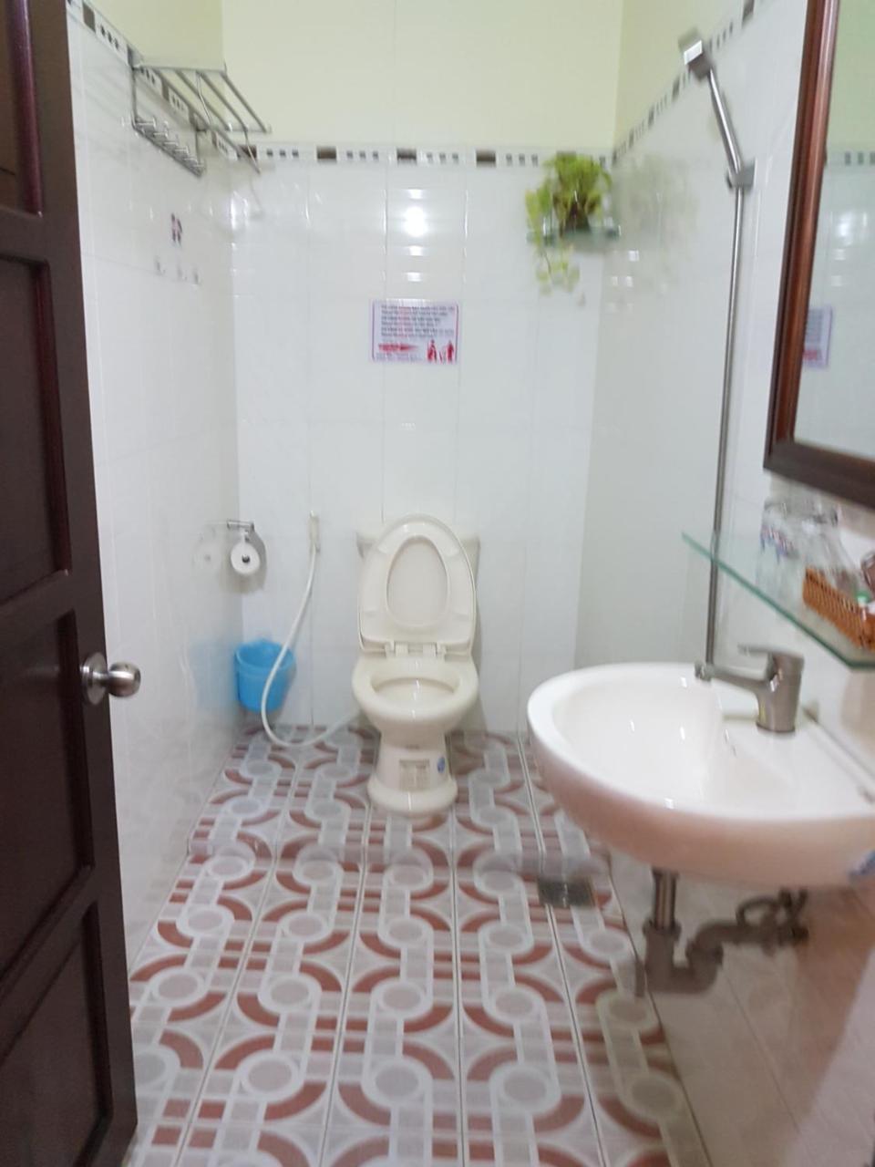 Hostel Dang Loi ホステルダンロイ 쩌우독 외부 사진