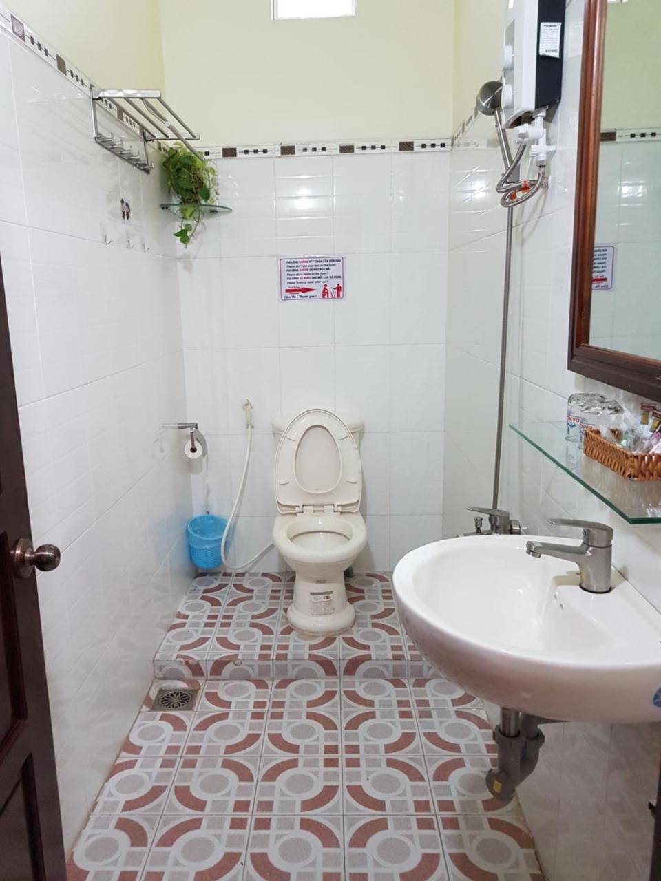 Hostel Dang Loi ホステルダンロイ 쩌우독 외부 사진